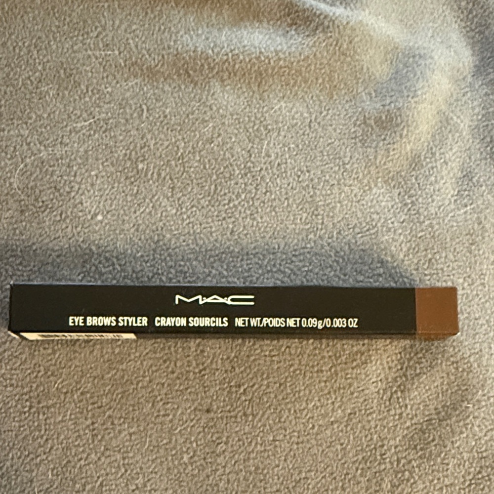 Strut! Brow Styler in Rich Brown